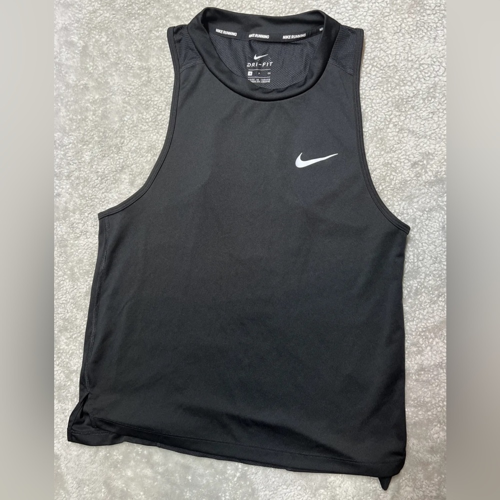 NIKE  DRI FIT WOMAN’S TANK TOP SIZE M BLACK